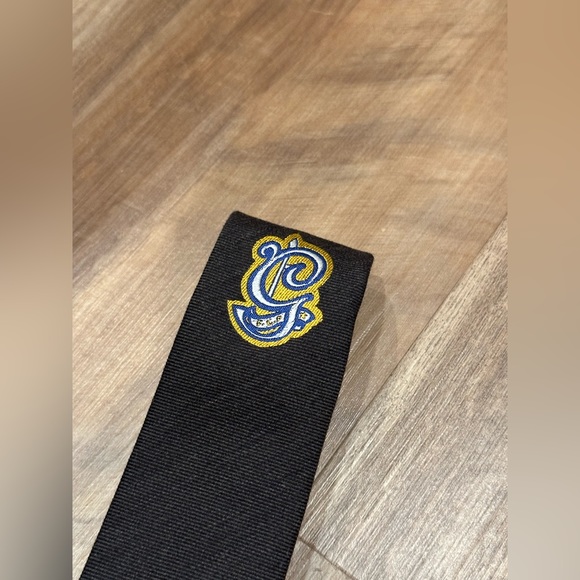 GUCCI Tie - Picture 2 of 5